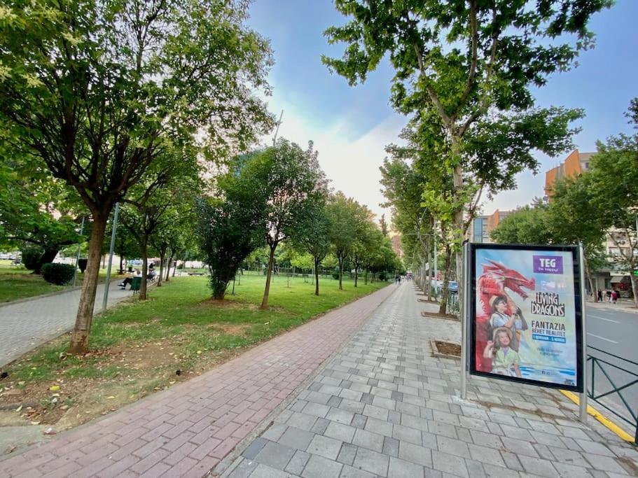 City Centre Big Art'Partment Heart Of The Capital Тирана Екстер'єр фото